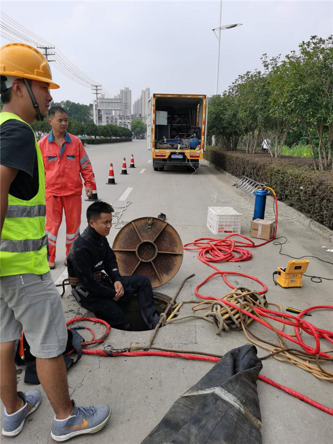 长倘口镇翻衬法管道修复技术主要工序